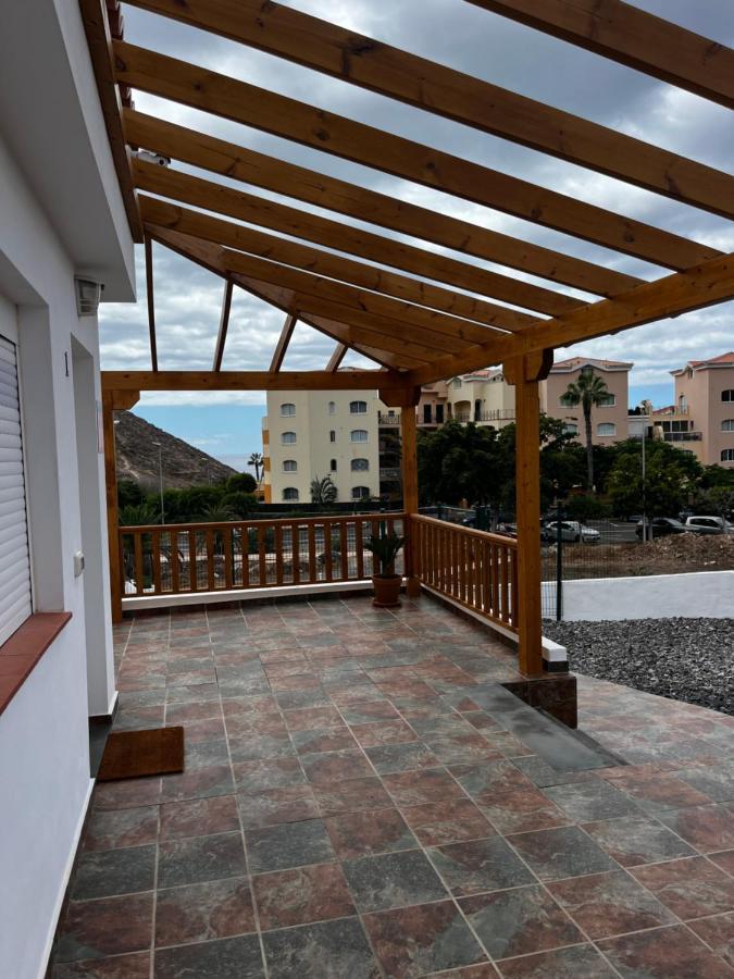 ארונה 2 Bedroom Apartments Los Cristianos Beach Tenerife Tamaragua מראה חיצוני תמונה