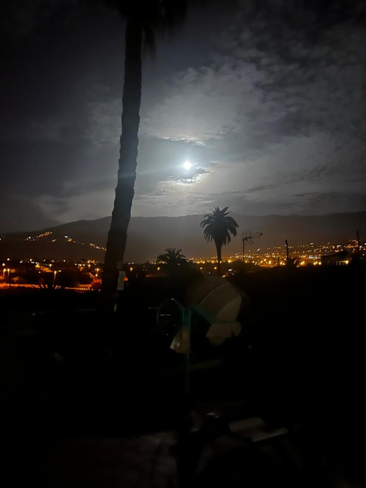 ארונה 2 Bedroom Apartments Los Cristianos Beach Tenerife Tamaragua מראה חיצוני תמונה