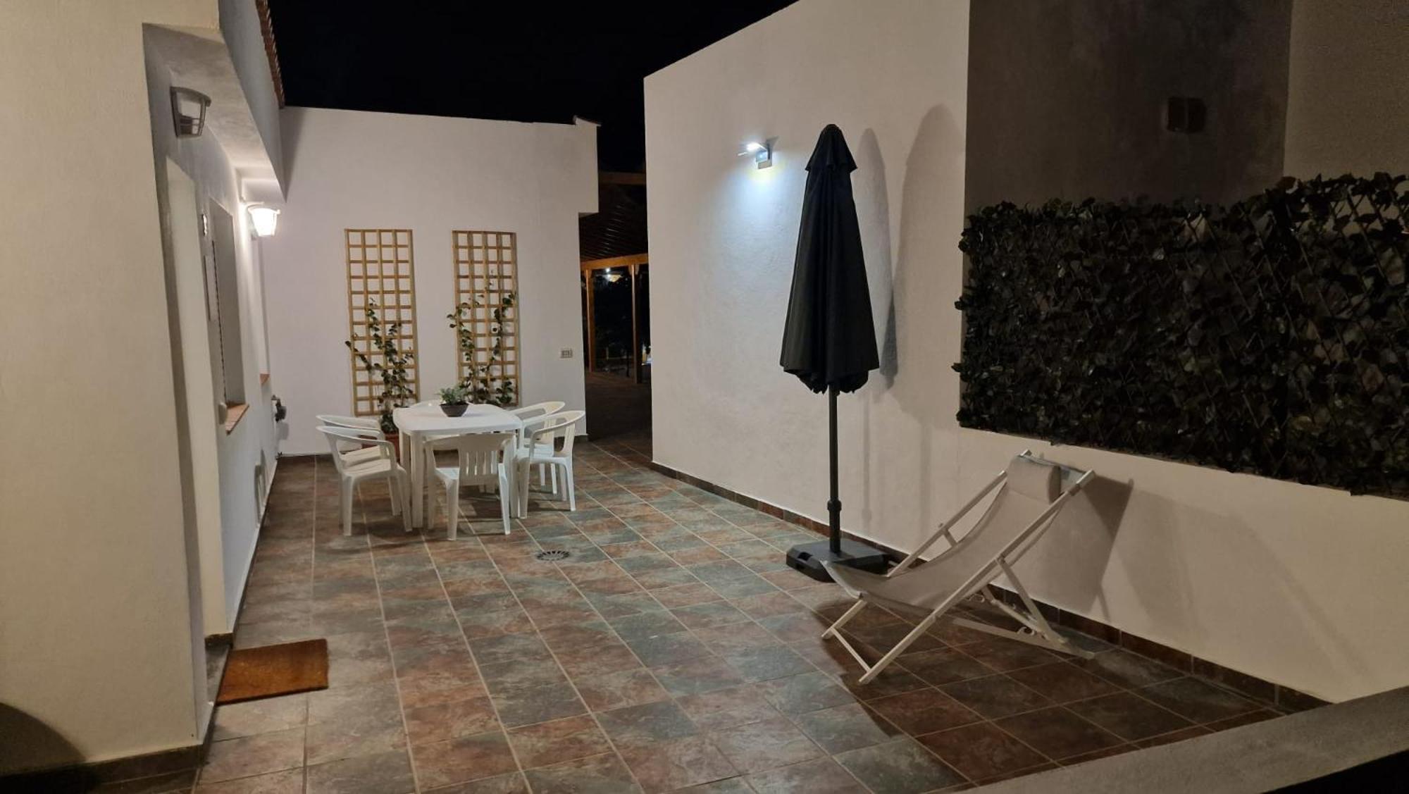 ארונה 2 Bedroom Apartments Los Cristianos Beach Tenerife Tamaragua מראה חיצוני תמונה