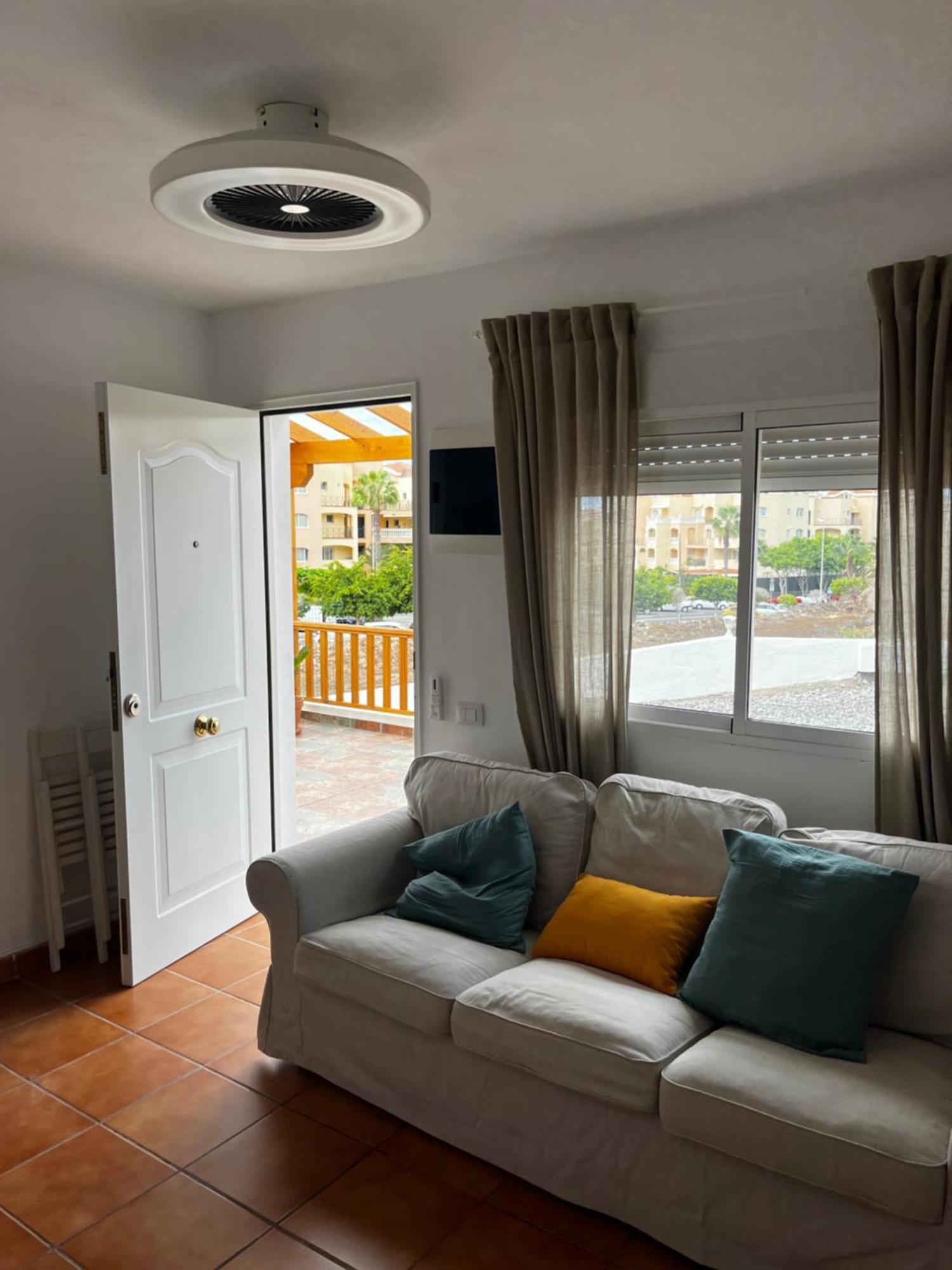 ארונה 2 Bedroom Apartments Los Cristianos Beach Tenerife Tamaragua מראה חיצוני תמונה